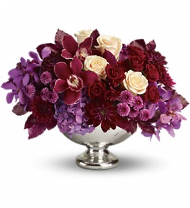 Teleflora's Lush and Lovely in Hartley IA, Jackie's Floral Center