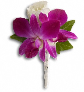 Fresh in Fuchsia Boutonniere in Hartley IA, Jackie's Floral Center