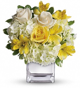 Teleflora's Sweetest Sunrise Bouquet in Hartley IA, Jackie's Floral Center
