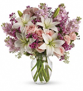 Teleflora's Blossoming Romance in Hartley IA, Jackie's Floral Center